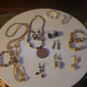 Assorted Jewlery